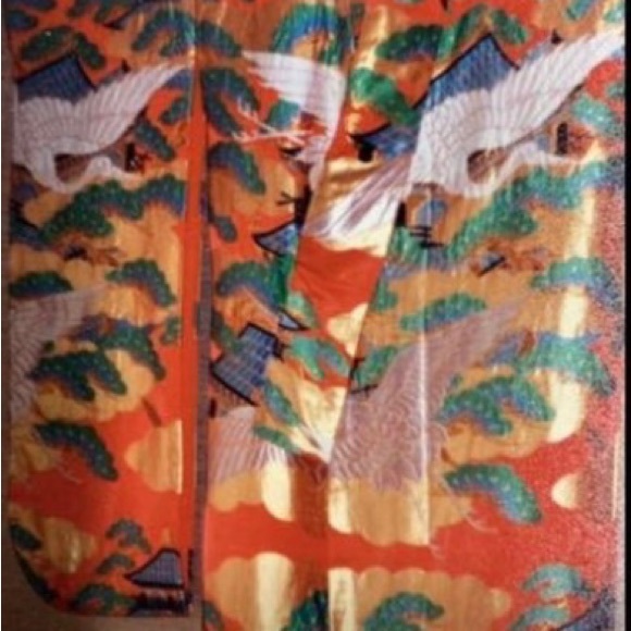 Antique wedding kimono. Over 100 yrs old - Picture 3 of 7